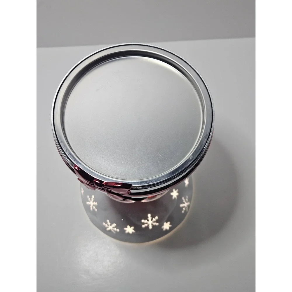 Bath & Body Works 2022 Santa Claus Light Up Water Globe 3 Wick Candle Holder